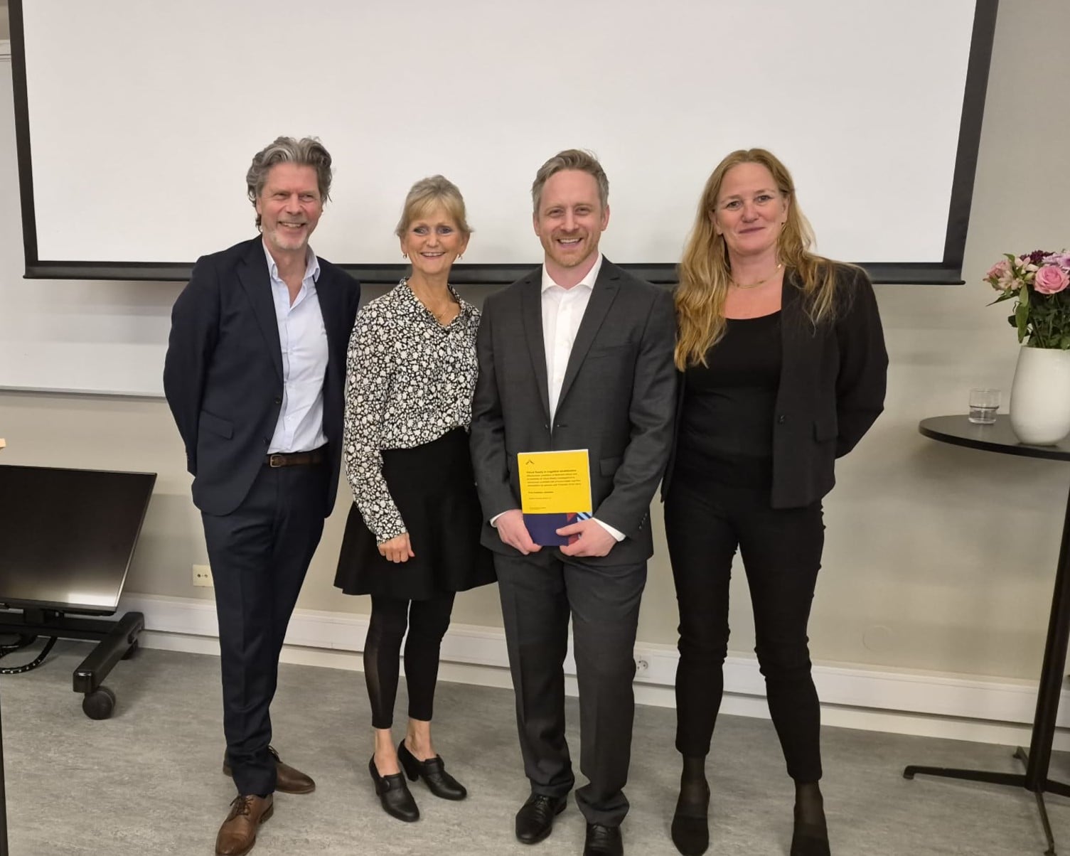 Gruppebilde med Sveinung Tornås, Norway Health Tech; Anne Lund, OsloMet; Truls Sveløkken Johansen, Sunnaas sykehus og Marianne Løvstad, Sunnaas sykehus..