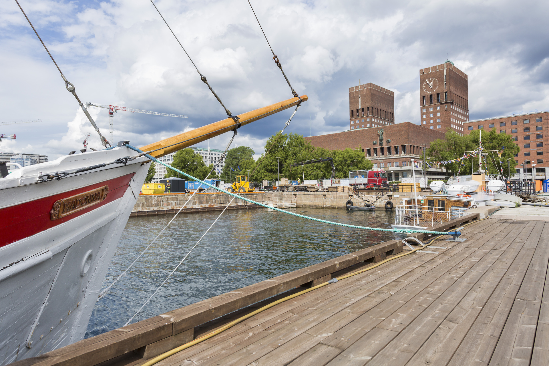 A boat docked at a pier