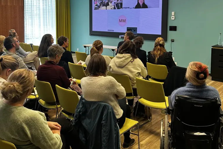Dr. Kate Gould presenterer digitalt