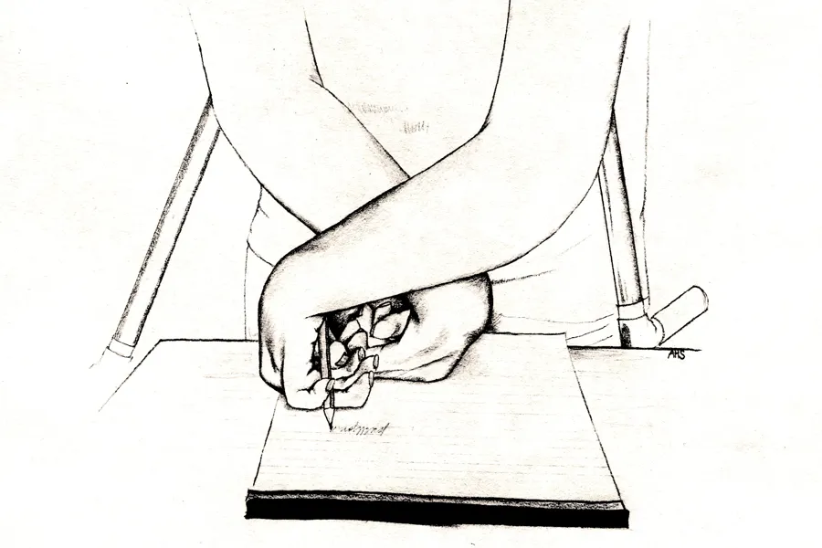 Illustrasjon av en voksen med AMC som skriver med hendene sammen foran kroppen