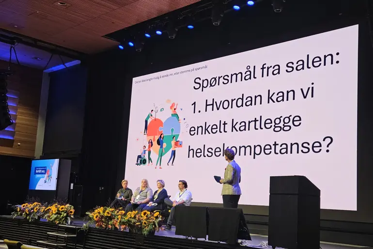 En person som holder en presentasjon