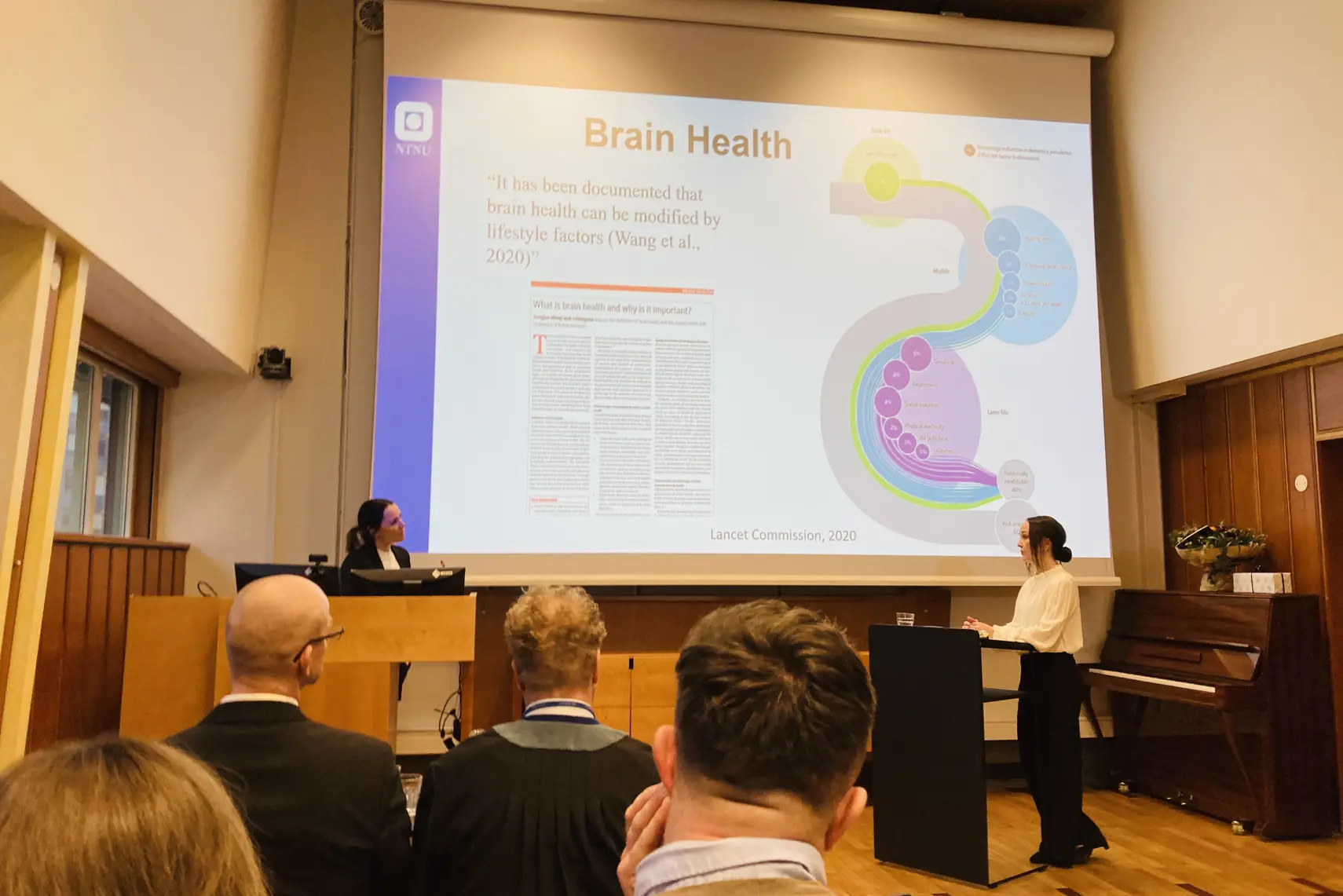 En person som holder en presentasjon